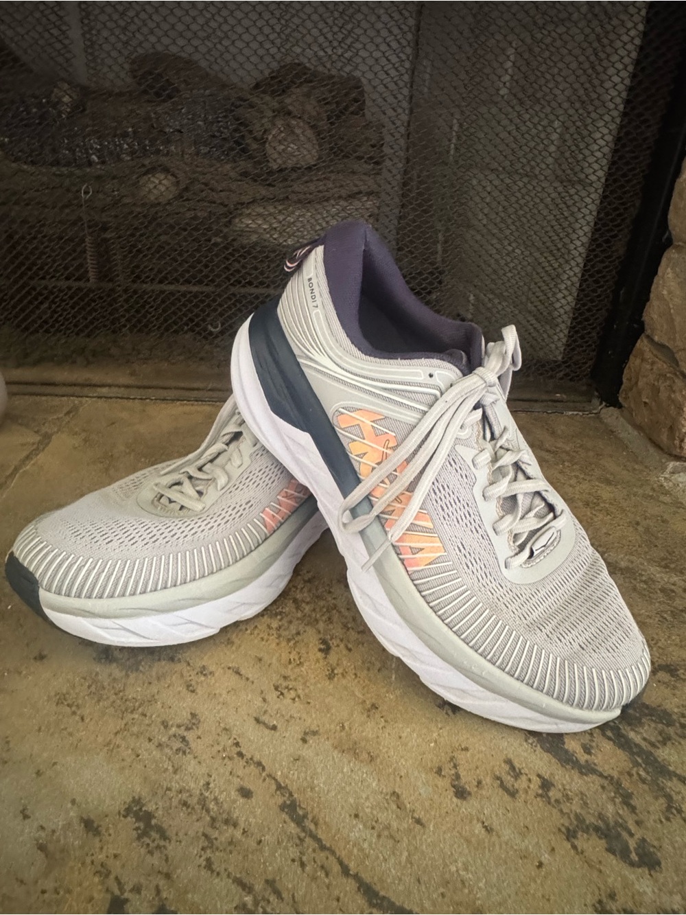Hoka Bondi 7 women’s 9